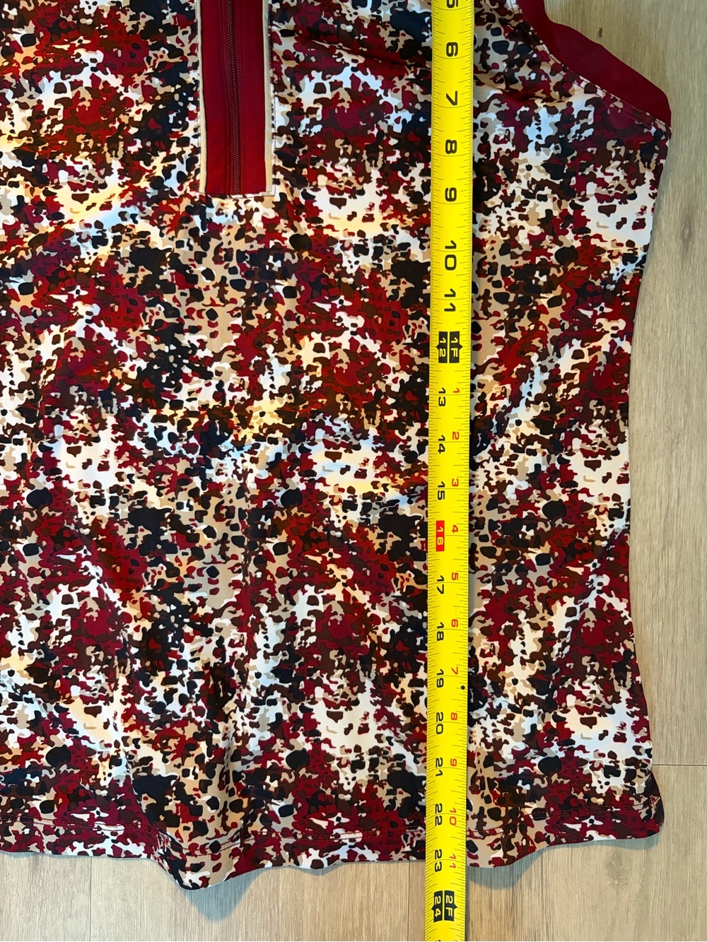 Sleeveless Red Floral-Print Zip Polo Tank - Picture 10 of 10